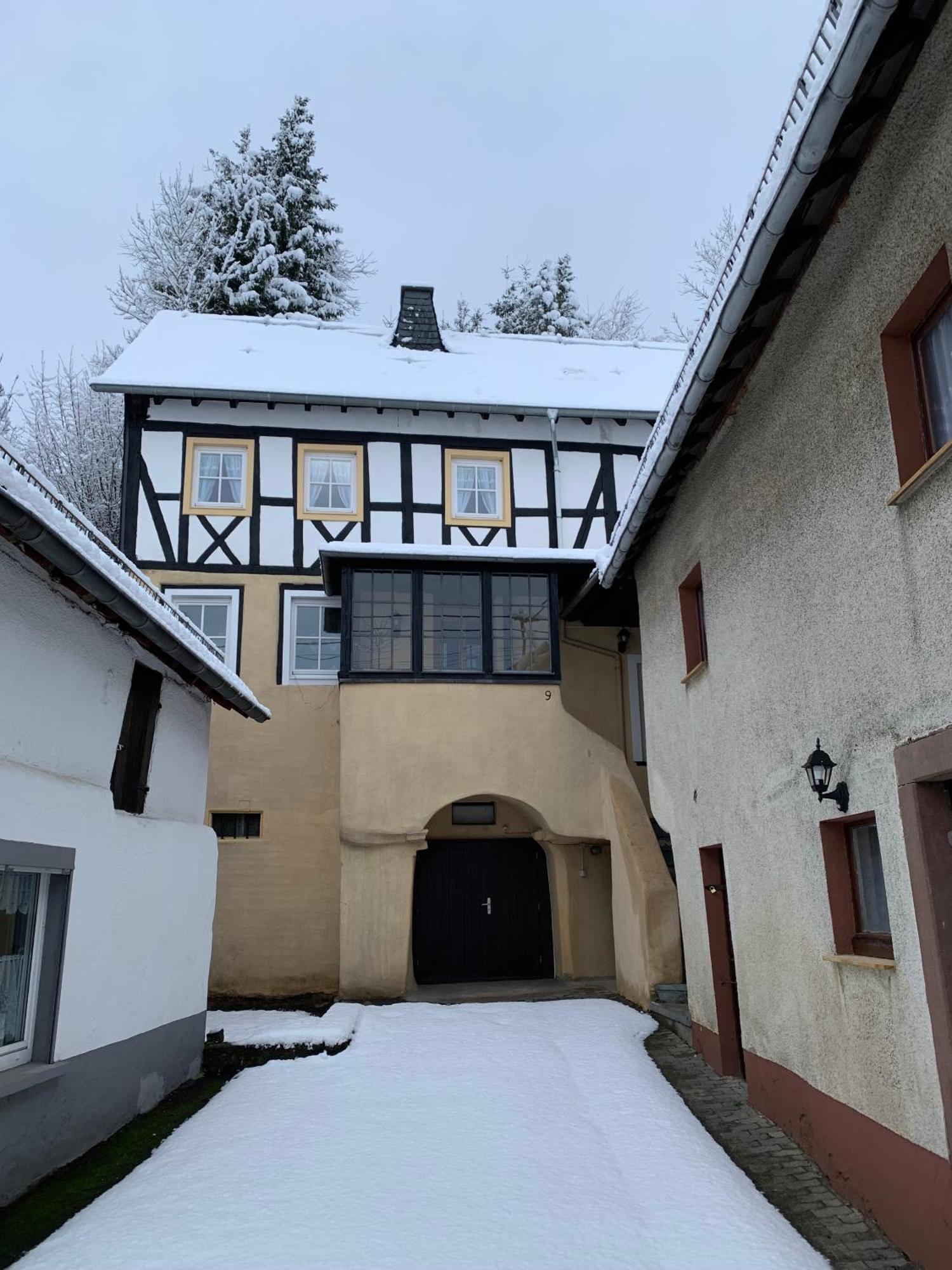 Ritterstube - Eifelstuben Mit Charme, Naehe See Und Burg, Aussergewoehnlich, Vulkaneifel 乌尔门 外观 照片